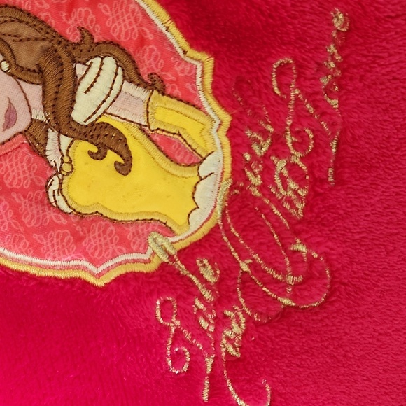 Disney Store Beauty and the Beast Belle Pink Fleece Blanket - Picture 3 of 12
